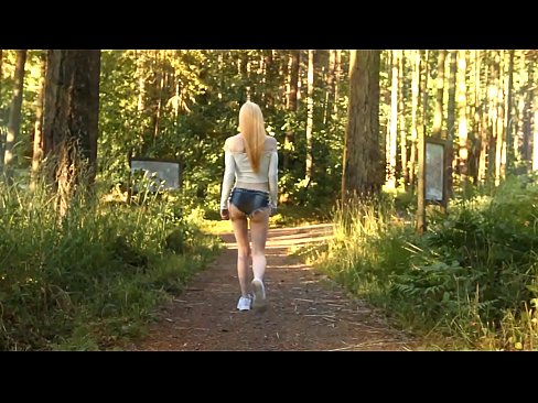 ❤️ Vacker kvinna rör sig långsamt, inte nakenvideo ❤️❌ Just porr at sv.nastypornpics-com.ru